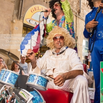 Contrada della Lupa - Corteo della Vittoria
